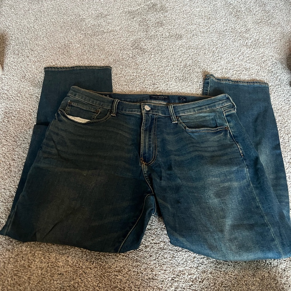 Men's Lucky brand Blue Jeans
